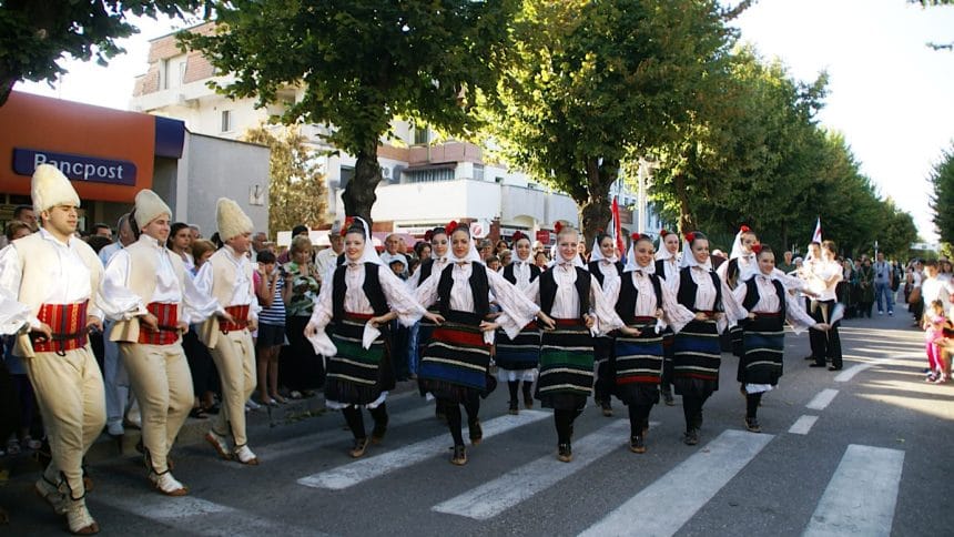 Eveniment folcloric în Argeș: Festivalul „Carpați”