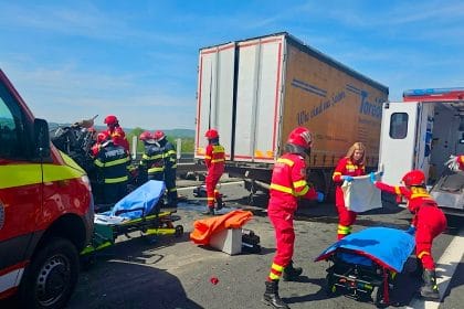 Carambol pe Autostrada A1! Trafic blocat și victime după un accident în lanț