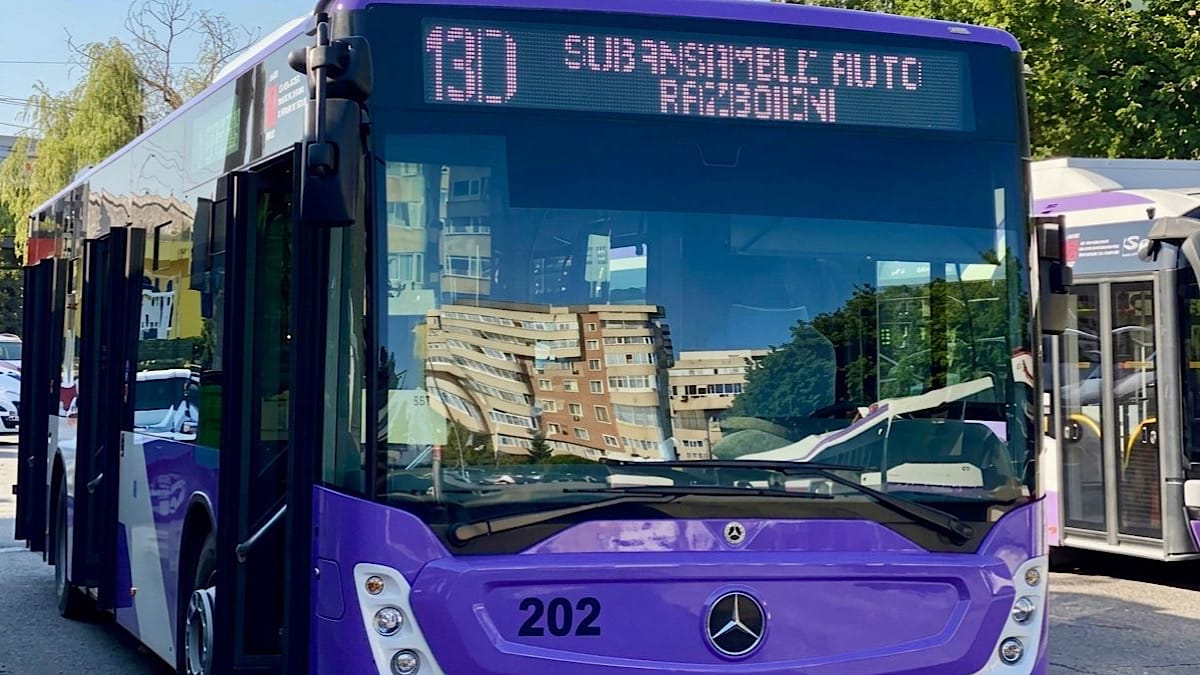 Autobuz Publitrans Pitesti Stiripitesti.ro Momente de panică într-un autobuz din pitești: un călător a fost la un pas de tragedie autobuz publitrans pitesti